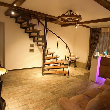 Sequoia Boutique Hotel Тараз Екстериор снимка