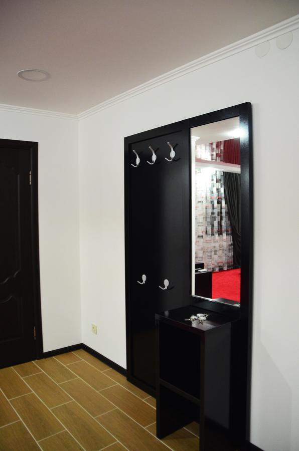 Sequoia Boutique Hotel Тараз Екстериор снимка