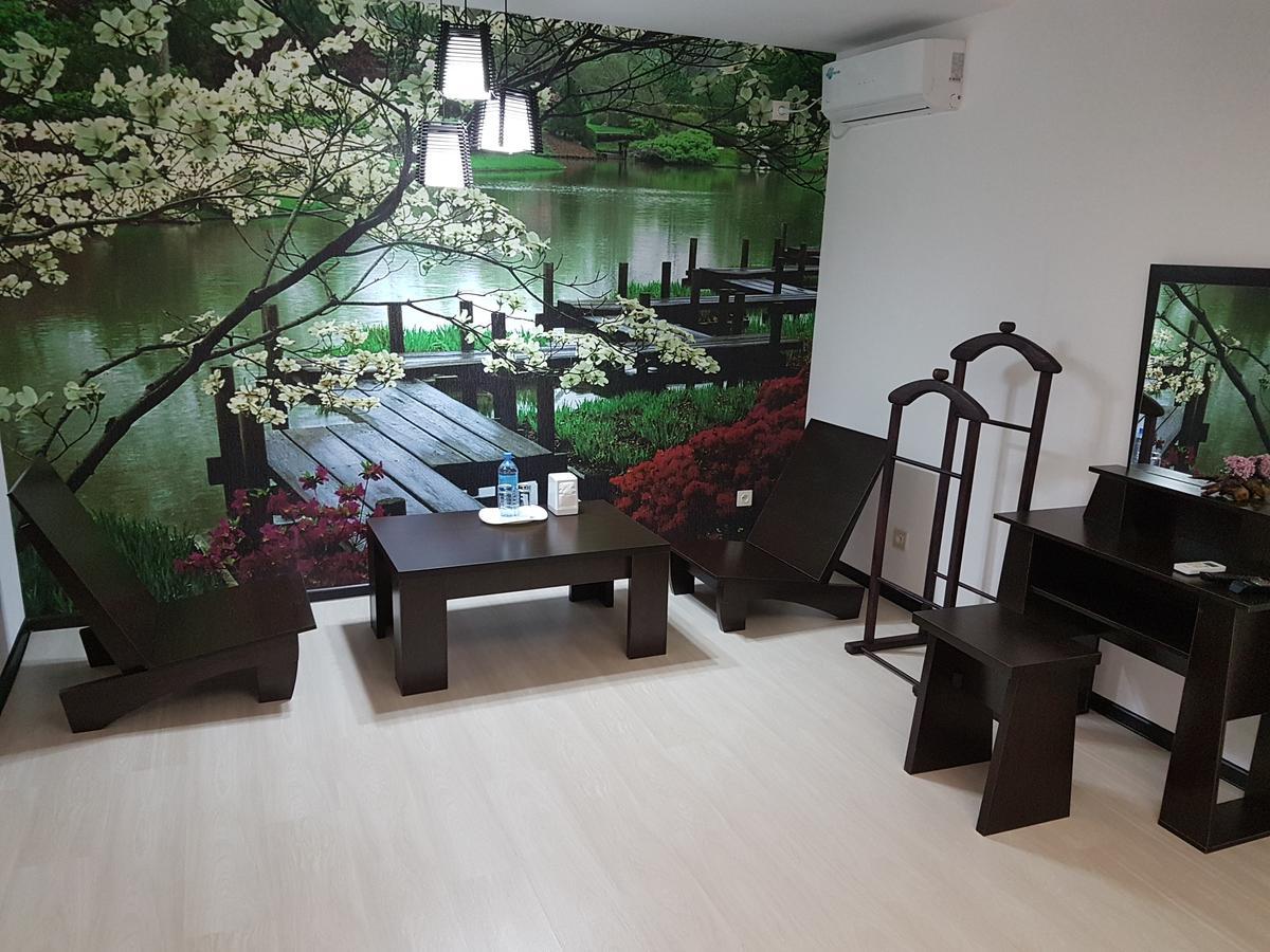 Sequoia Boutique Hotel Тараз Екстериор снимка